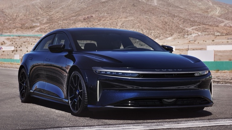 lucid-air-sapphire-my25-26-1 Araçlar