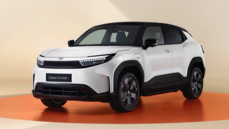 toyota-urban-cruiser-61-1-kwh-1 Araçlar